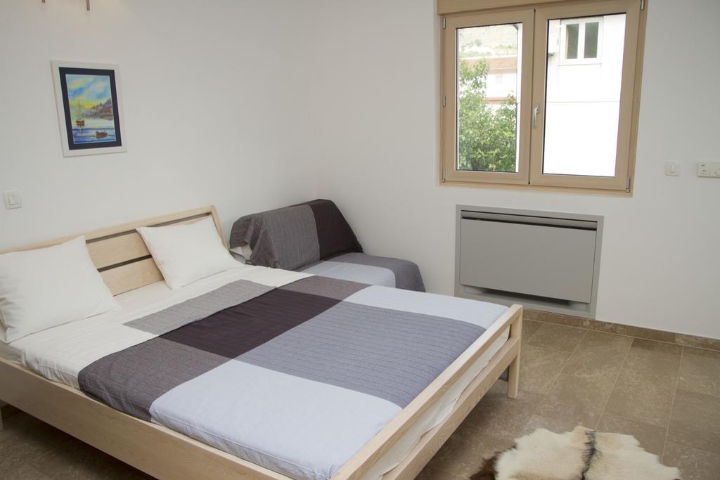 סוטומורה Apartments Brezanin מראה חיצוני תמונה