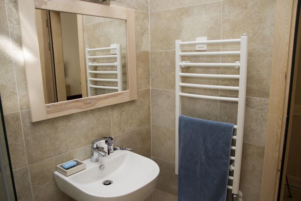 סוטומורה Apartments Brezanin מראה חיצוני תמונה