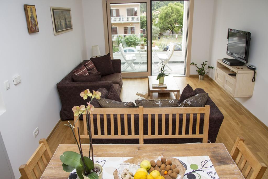 סוטומורה Apartments Brezanin מראה חיצוני תמונה